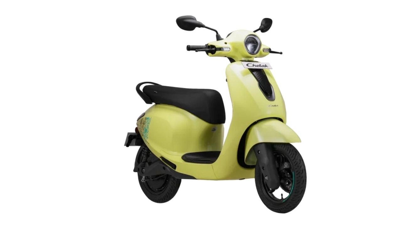 1768396998-BAJAJ CHETAK